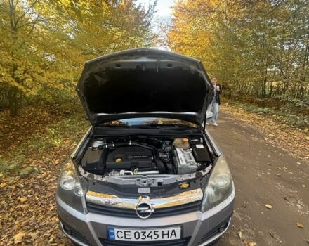 Серый Опель Астра, объемом двигателя 1.7 л и пробегом 334 тыс. км за 4500 $, фото 7 на Automoto.ua