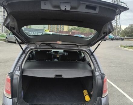 Серый Опель Астра, объемом двигателя 1.8 л и пробегом 250 тыс. км за 4300 $, фото 6 на Automoto.ua