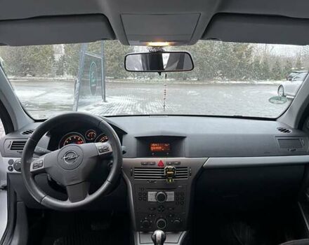 Сірий Опель Астра, об'ємом двигуна 1.6 л та пробігом 265 тис. км за 4400 $, фото 13 на Automoto.ua