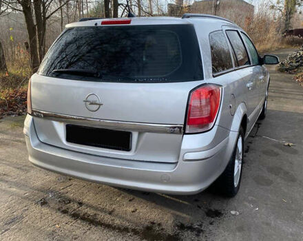 Серый Опель Астра, объемом двигателя 1.3 л и пробегом 330 тыс. км за 2200 $, фото 9 на Automoto.ua