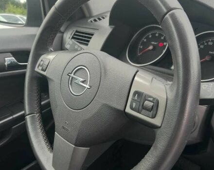 Серый Опель Астра, объемом двигателя 1.8 л и пробегом 252 тыс. км за 6200 $, фото 4 на Automoto.ua