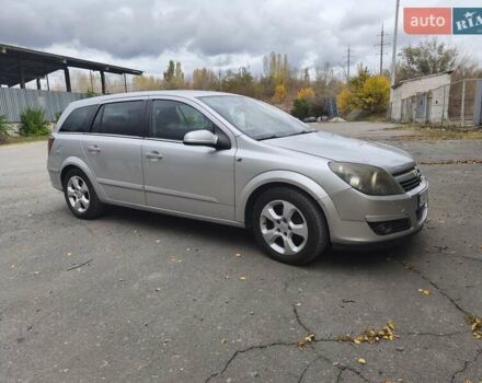 Серый Опель Астра, объемом двигателя 1.8 л и пробегом 349 тыс. км за 3700 $, фото 5 на Automoto.ua