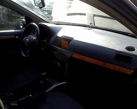 Серый Опель Астра, объемом двигателя 1.6 л и пробегом 390 тыс. км за 4000 $, фото 6 на Automoto.ua