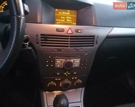 Серый Опель Астра, объемом двигателя 1.7 л и пробегом 320 тыс. км за 4700 $, фото 7 на Automoto.ua