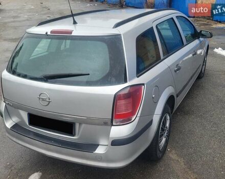 Серый Опель Астра, объемом двигателя 1.7 л и пробегом 250 тыс. км за 2999 $, фото 10 на Automoto.ua