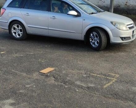 Серый Опель Астра, объемом двигателя 1.9 л и пробегом 176 тыс. км за 4600 $, фото 3 на Automoto.ua