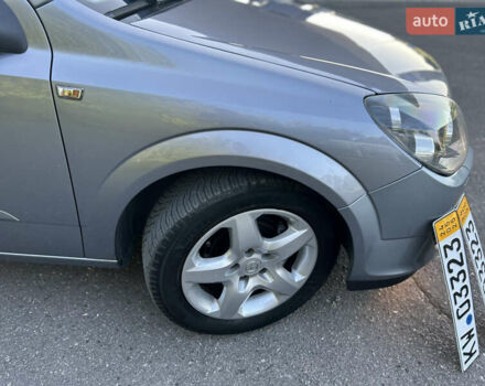 Сірий Опель Астра, об'ємом двигуна 1.8 л та пробігом 211 тис. км за 4999 $, фото 20 на Automoto.ua