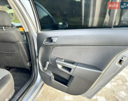 Сірий Опель Астра, об'ємом двигуна 1.8 л та пробігом 211 тис. км за 4799 $, фото 47 на Automoto.ua