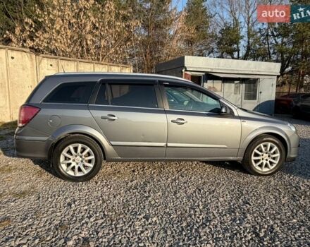 Серый Опель Астра, объемом двигателя 1.6 л и пробегом 280 тыс. км за 3700 $, фото 8 на Automoto.ua