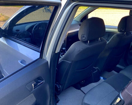 Серый Опель Астра, объемом двигателя 1.4 л и пробегом 280 тыс. км за 4700 $, фото 3 на Automoto.ua