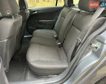 Серый Опель Астра, объемом двигателя 1.8 л и пробегом 200 тыс. км за 5000 $, фото 18 на Automoto.ua