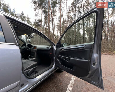 Серый Опель Астра, объемом двигателя 1.8 л и пробегом 300 тыс. км за 5800 $, фото 21 на Automoto.ua