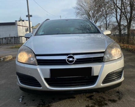 Серый Опель Астра, объемом двигателя 1.3 л и пробегом 330 тыс. км за 2200 $, фото 1 на Automoto.ua