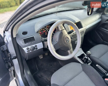 Сірий Опель Астра, об'ємом двигуна 1.8 л та пробігом 211 тис. км за 4499 $, фото 57 на Automoto.ua