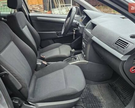 Сірий Опель Астра, об'ємом двигуна 1.6 л та пробігом 252 тис. км за 1700 $, фото 18 на Automoto.ua