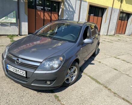 Серый Опель Астра, объемом двигателя 1.6 л и пробегом 350 тыс. км за 3600 $, фото 1 на Automoto.ua