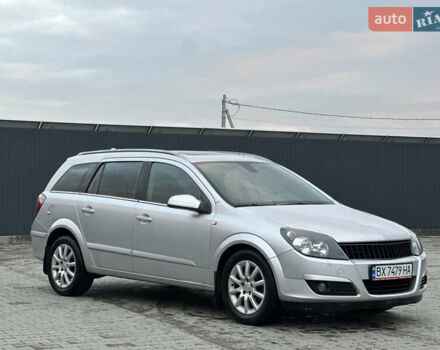 Серый Опель Астра, объемом двигателя 1.8 л и пробегом 192 тыс. км за 4899 $, фото 7 на Automoto.ua