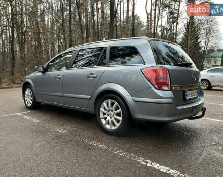 Серый Опель Астра, объемом двигателя 1.8 л и пробегом 300 тыс. км за 5800 $, фото 7 на Automoto.ua