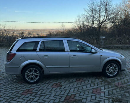 Серый Опель Астра, объемом двигателя 1.62 л и пробегом 315 тыс. км за 5000 $, фото 6 на Automoto.ua