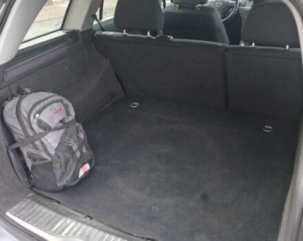 Опель Астра 2006 в Черткове на Automoto.ua Серый Опель Астра, объемом двигателя 1.3 л и пробегом 300 тыс. км за 3999 $, фото 44 на Automoto.ua