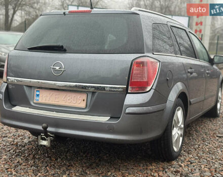 Сірий Опель Астра, об'ємом двигуна 1.6 л та пробігом 261 тис. км за 3999 $, фото 32 на Automoto.ua