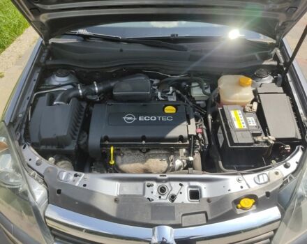 Сірий Опель Астра, об'ємом двигуна 1.6 л та пробігом 186 тис. км за 4999 $, фото 4 на Automoto.ua