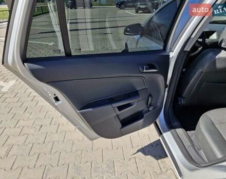 Серый Опель Астра, объемом двигателя 1.8 л и пробегом 225 тыс. км за 6300 $, фото 11 на Automoto.ua