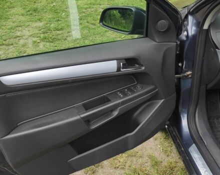 Серый Опель Астра, объемом двигателя 1.6 л и пробегом 280 тыс. км за 4800 $, фото 12 на Automoto.ua