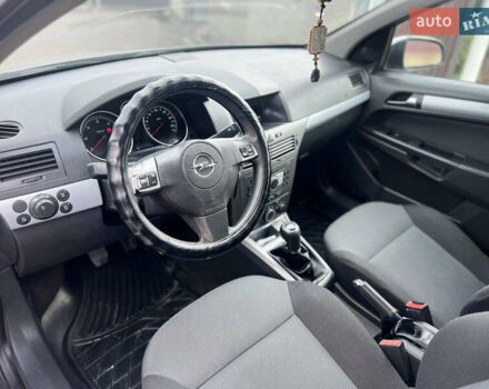 Опель Астра 2006 в Тернополе на Automoto.ua Серый Опель Астра, объемом двигателя 1.2 л и пробегом 300 тыс. км за 3999 $, фото 38 на Automoto.ua