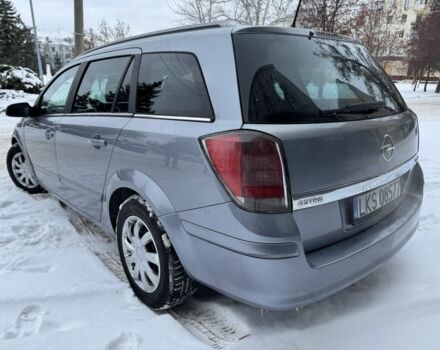 Сірий Опель Астра, об'ємом двигуна 1.7 л та пробігом 323 тис. км за 2631 $, фото 2 на Automoto.ua