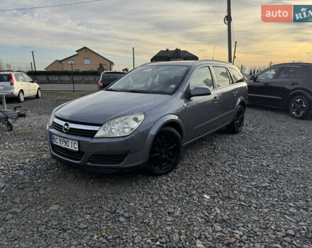 Сірий Опель Астра, об'ємом двигуна 1.69 л та пробігом 266 тис. км за 4500 $, фото 1 на Automoto.ua