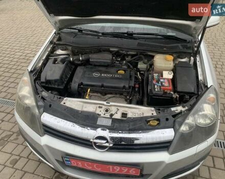 Серый Опель Астра, объемом двигателя 1.6 л и пробегом 195 тыс. км за 4790 $, фото 8 на Automoto.ua