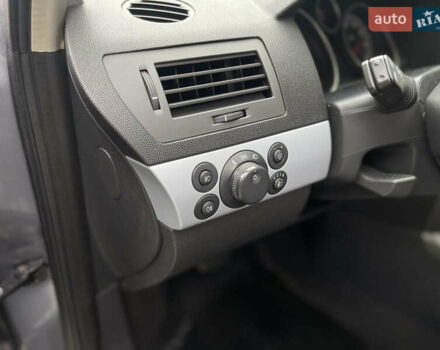 Серый Опель Астра, объемом двигателя 1.6 л и пробегом 158 тыс. км за 4950 $, фото 19 на Automoto.ua