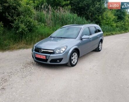 Серый Опель Астра, объемом двигателя 1.6 л и пробегом 206 тыс. км за 5400 $, фото 20 на Automoto.ua