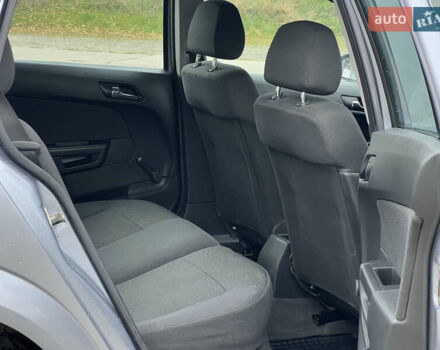 Опель Астра 2006 у Рожище на Automoto.ua Сірий Опель Астра, об'ємом двигуна 1.3 л та пробігом 243 тис. км за 4900 $, фото 19 на Automoto.ua