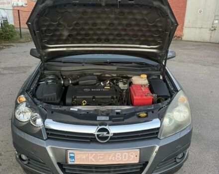Опель Астра 2006 в Зенькове на Automoto.ua Серый Опель Астра, объемом двигателя 1.6 л и пробегом 308 тыс. км за 5300 $, фото 5 на Automoto.ua