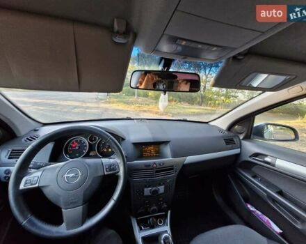 Сірий Опель Астра, об'ємом двигуна 1.6 л та пробігом 235 тис. км за 5500 $, фото 14 на Automoto.ua