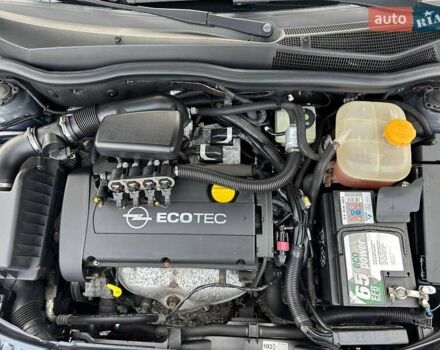 Серый Опель Астра, объемом двигателя 1.6 л и пробегом 126 тыс. км за 5450 $, фото 26 на Automoto.ua