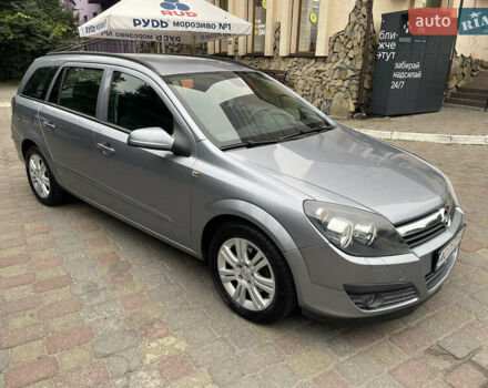 Серый Опель Астра, объемом двигателя 1.8 л и пробегом 243 тыс. км за 5900 $, фото 6 на Automoto.ua