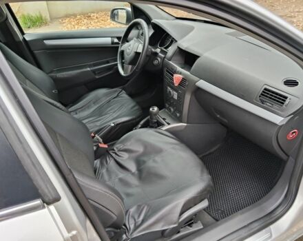 Сірий Опель Астра, об'ємом двигуна 1.6 л та пробігом 231 тис. км за 4550 $, фото 3 на Automoto.ua