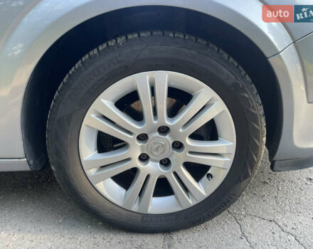 Серый Опель Астра, объемом двигателя 1.8 л и пробегом 243 тыс. км за 5900 $, фото 18 на Automoto.ua