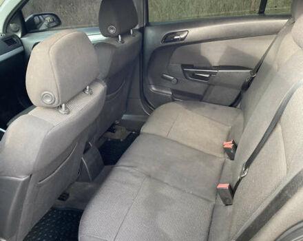 Серый Опель Астра, объемом двигателя 1.8 л и пробегом 241 тыс. км за 5200 $, фото 7 на Automoto.ua