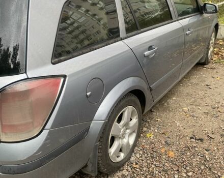 Серый Опель Астра, объемом двигателя 1.2 л и пробегом 350 тыс. км за 3500 $, фото 3 на Automoto.ua