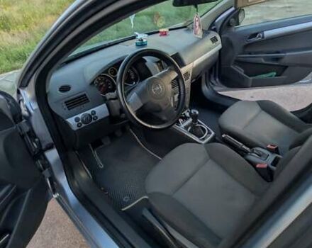 Опель Астра 2006 в Житомире на Automoto.ua Серый Опель Астра, объемом двигателя 1.6 л и пробегом 279 тыс. км за 4900 $, фото 1 на Automoto.ua