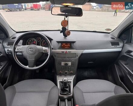 Сірий Опель Астра, об'ємом двигуна 1.9 л та пробігом 308 тис. км за 4800 $, фото 17 на Automoto.ua