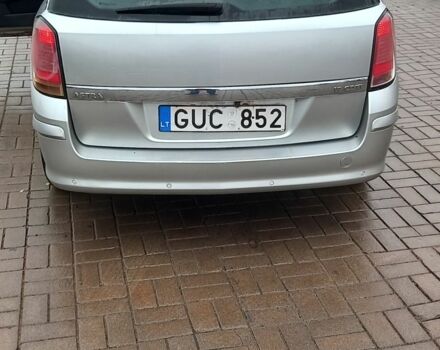 Серый Опель Астра, объемом двигателя 1.9 л и пробегом 395 тыс. км за 3000 $, фото 4 на Automoto.ua