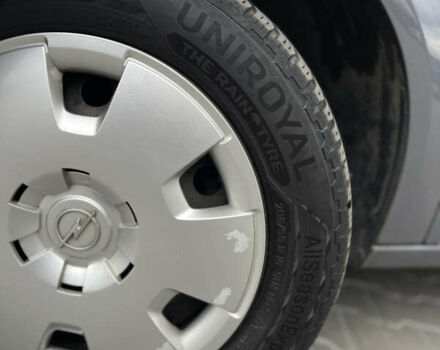 Серый Опель Астра, объемом двигателя 1.6 л и пробегом 158 тыс. км за 4950 $, фото 2 на Automoto.ua