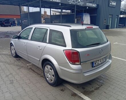 Серый Опель Астра, объемом двигателя 1.7 л и пробегом 273 тыс. км за 1800 $, фото 2 на Automoto.ua