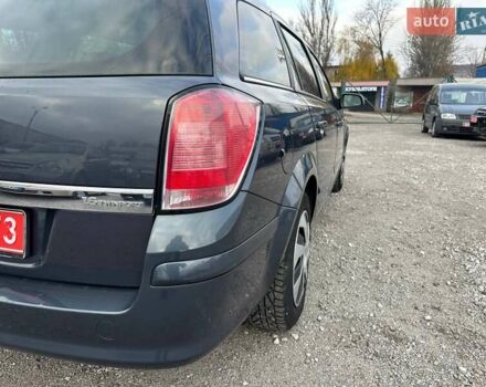 Серый Опель Астра, объемом двигателя 1.6 л и пробегом 126 тыс. км за 5450 $, фото 32 на Automoto.ua