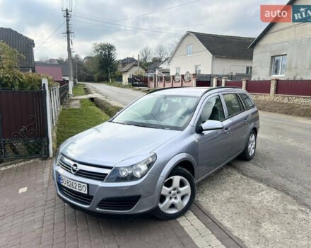 Опель Астра 2006 в Тернополе на Automoto.ua Серый Опель Астра, объемом двигателя 1.2 л и пробегом 300 тыс. км за 3999 $, фото 1 на Automoto.ua